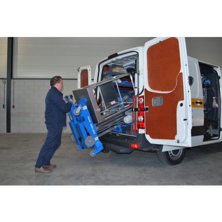 Leichter Transport mittels Hebe- und Lenkstange
