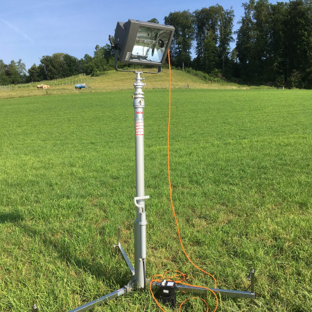 Höhe in abgesenktem Zustand: 2.30 Meter